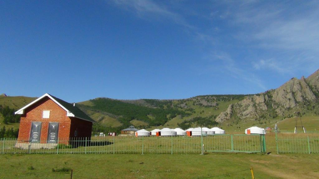 My Mongolia Eco Ger Camp Hotel Nalayh Eksteriør billede