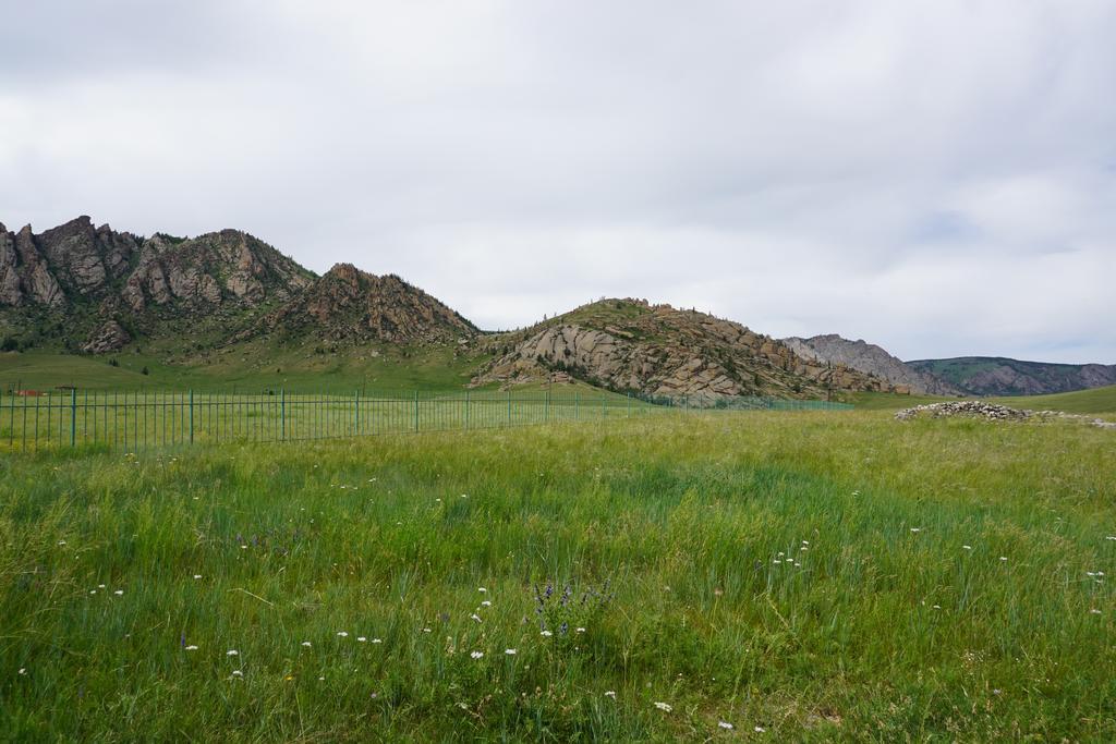 My Mongolia Eco Ger Camp Hotel Nalayh Eksteriør billede