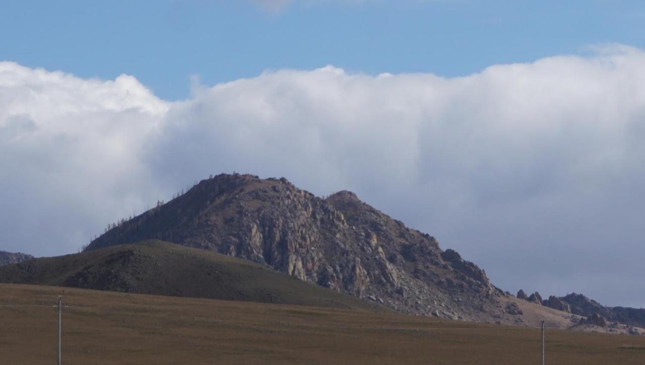 My Mongolia Eco Ger Camp Hotel Nalayh Eksteriør billede