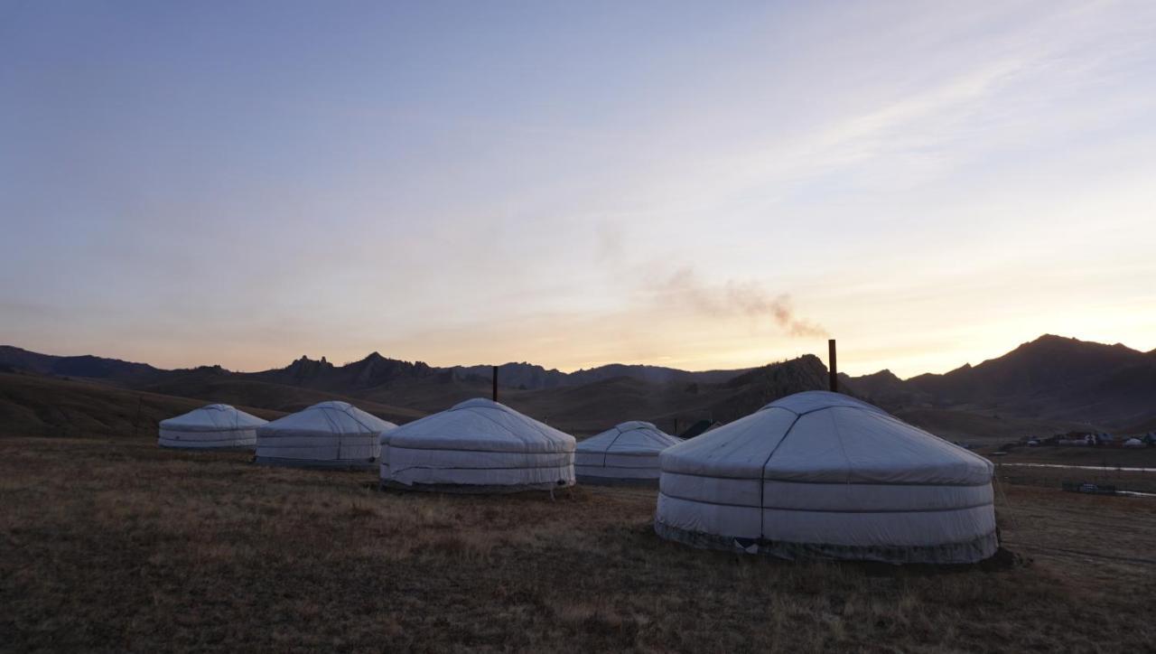 My Mongolia Eco Ger Camp Hotel Nalayh Eksteriør billede