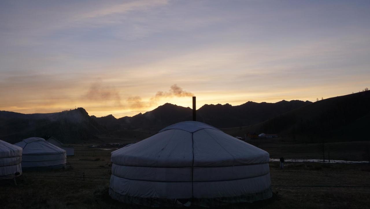 My Mongolia Eco Ger Camp Hotel Nalayh Eksteriør billede